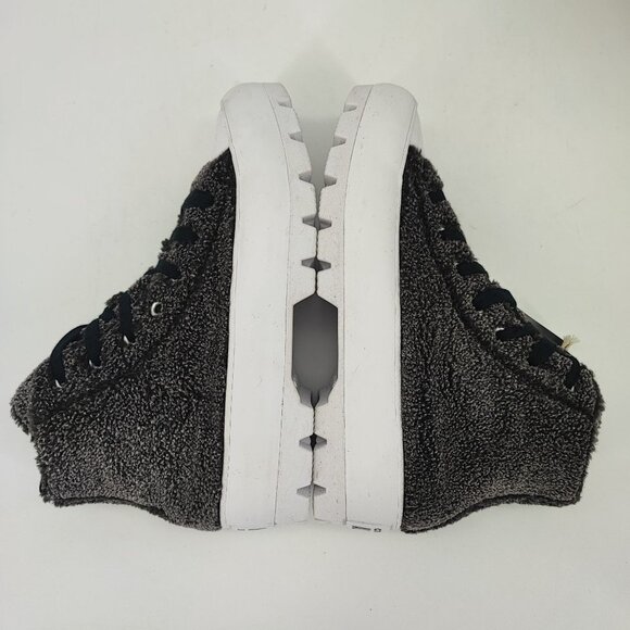 Converse Women's Platform Lugged Cozy Gray Sherpa Sneakers Size 6 - Picture 6 of 8